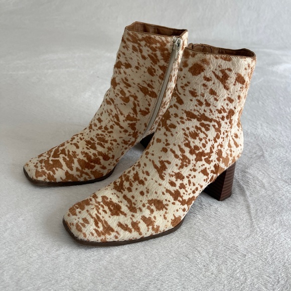 Real Fur Dyed Booties - Picture 1 of 3